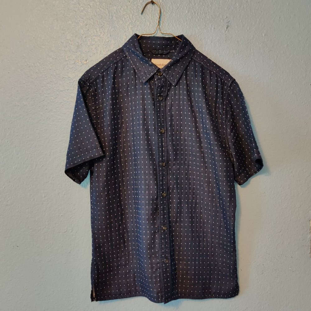 Goodfellow Button Down Short Sleeve Shirt. Size M